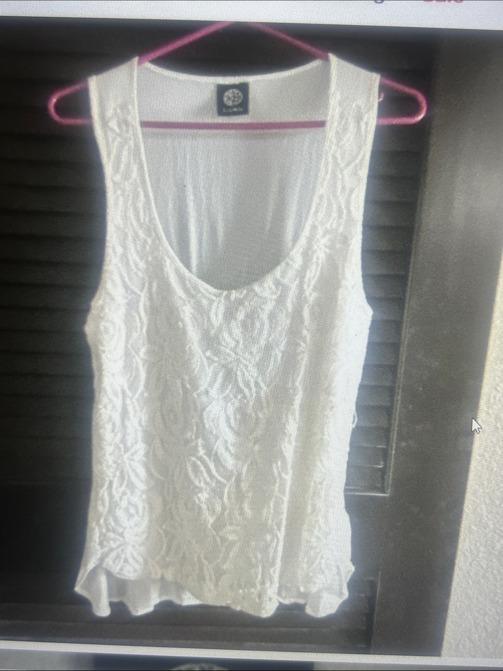 bobeau White Floral Lace Scoop Tank
